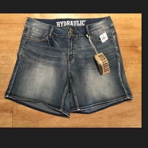 Hydraulic Women’s Denim Shorts Size 16W